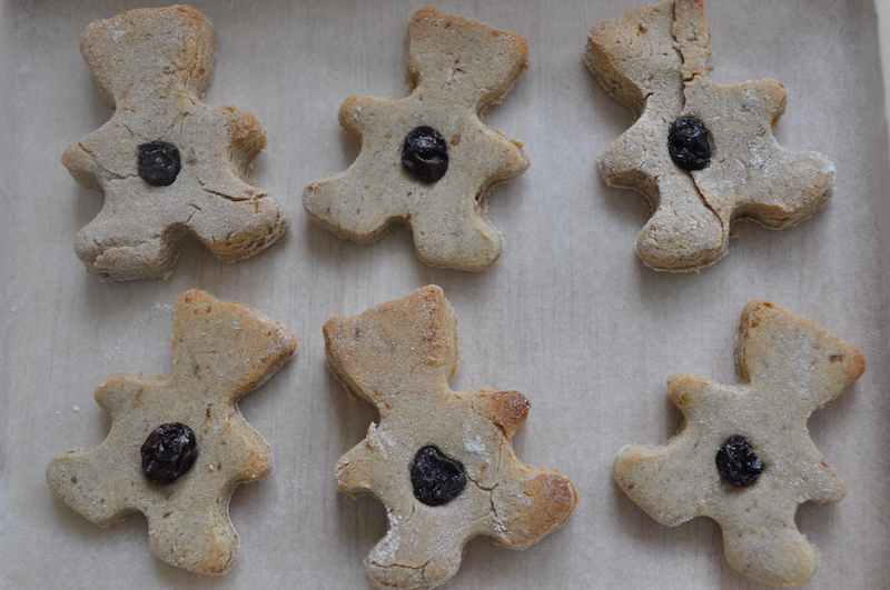 Apple, Ginger & Buckwheat Biscuits 
